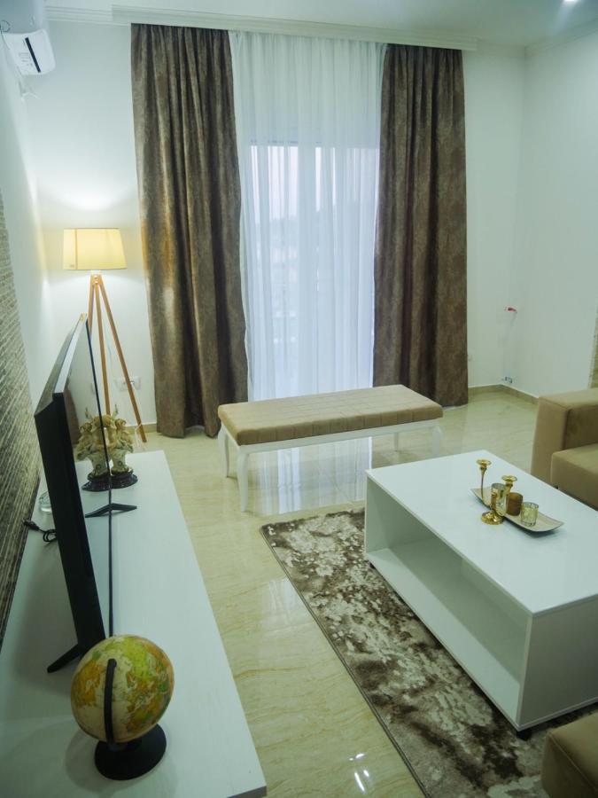 Imperator Apartments ウルツィニ エクステリア 写真